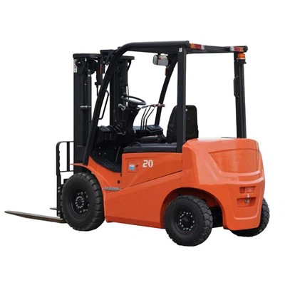 Elektrický vysokozdvižný vozík o hmotnosti 2 tuny ve výprodeji