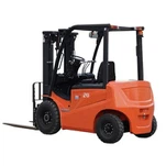 Elektrický vysokozdvižný vozík o hmotnosti 2 tuny ve výprodeji