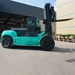 Velký dieselový vysokozdvižný vozík s hydraulickým pohonem